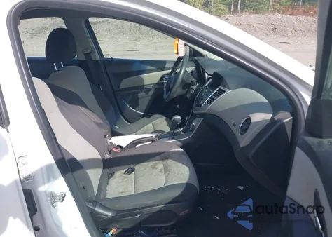 2016 Chevrolet Cruze Limited Ls Auto z USA, uszkodzony, nr VIN 1G1PC5SG6G7162559